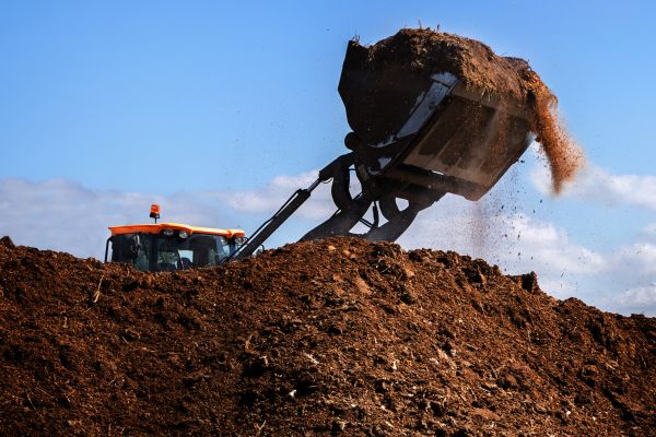 Dirt Spreading in Vallejo